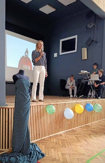 19