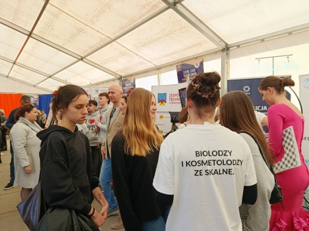 Targi edukacyjne - jedna szkoła - wiele możliwości!